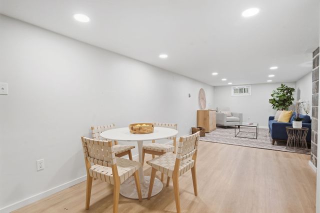 29 Dunn Ave, Wrentham, MA 02093