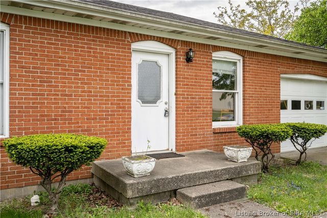 1210 Adams Street, Clarksville, IN 47129