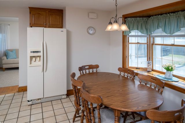 84 Newport Rd, Hull, MA 02045