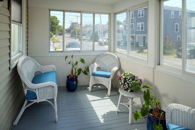 84 Newport Rd, Hull, MA 02045