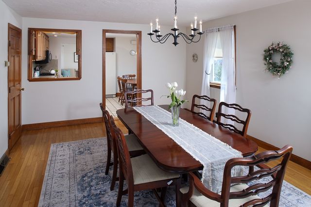 84 Newport Rd, Hull, MA 02045