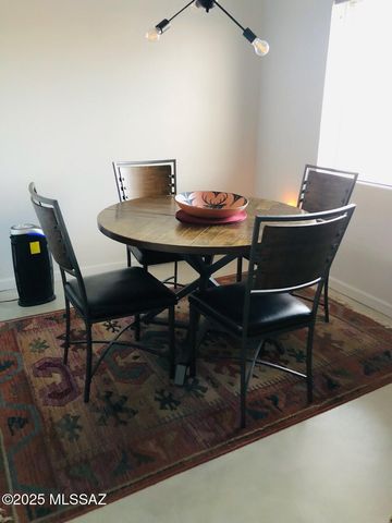 1400 W Placita Apache, Green Valley, AZ 85622