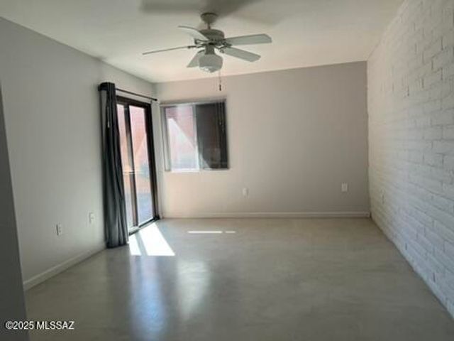 1400 W Placita Apache, Green Valley, AZ 85622