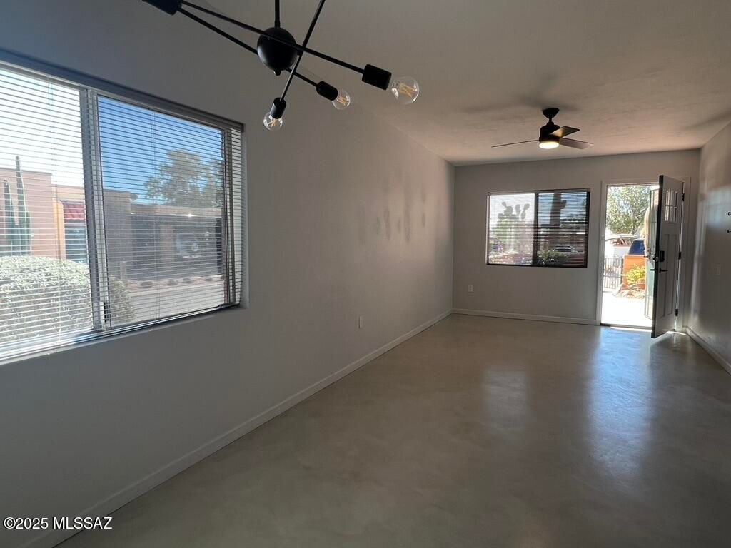 1400 W Placita Apache, Green Valley, AZ 85622