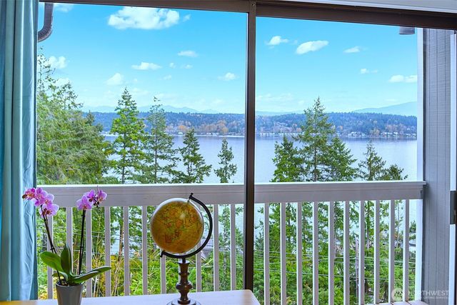 110 174th Place NE, Bellevue, WA 98008