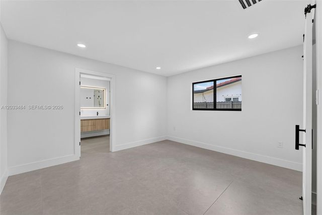 407 S Highland Dr, Hollywood, FL 33021