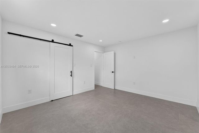 407 S Highland Dr, Hollywood, FL 33021