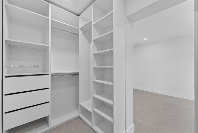 407 S Highland Dr, Hollywood, FL 33021