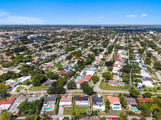 407 S Highland Dr, Hollywood, FL 33021