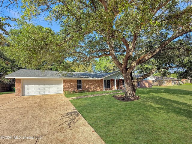 703 Tantallon Drive, Ocean Springs, MS 39564