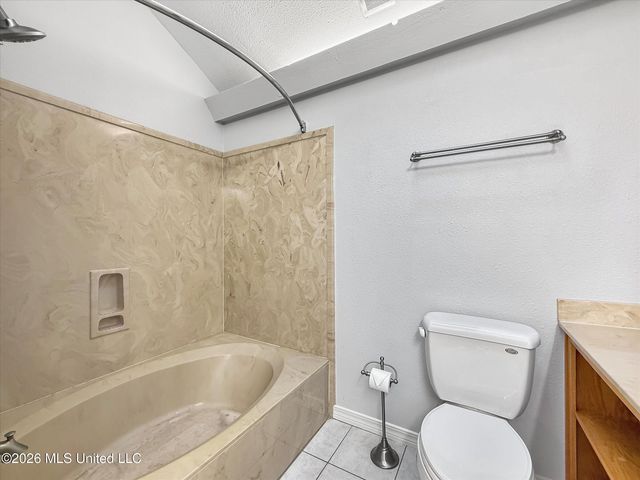 703 Tantallon Drive, Ocean Springs, MS 39564
