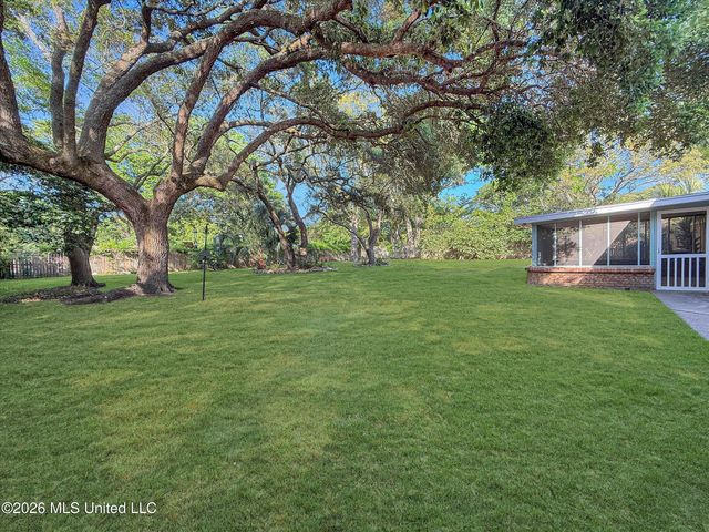 703 Tantallon Drive, Ocean Springs, MS 39564
