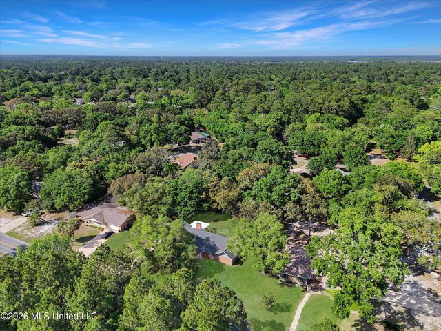 703 Tantallon Drive, Ocean Springs, MS 39564