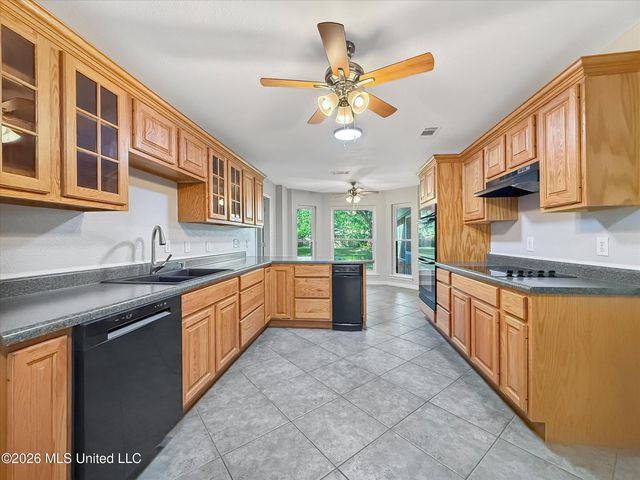703 Tantallon Drive, Ocean Springs, MS 39564