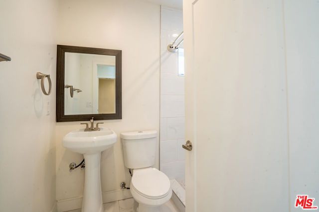 608 N Gramercy Place, Los Angeles, CA 90004