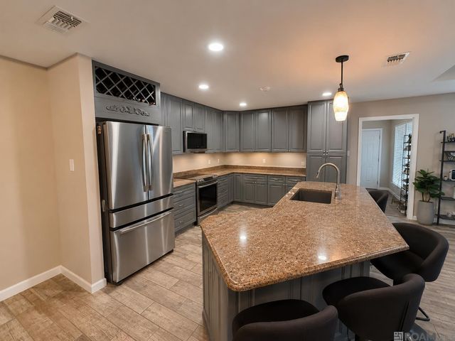 7382 Lake Meadow Dr, Denham Springs, LA 70706