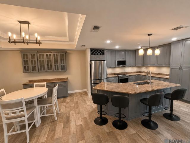 7382 Lake Meadow Dr, Denham Springs, LA 70706