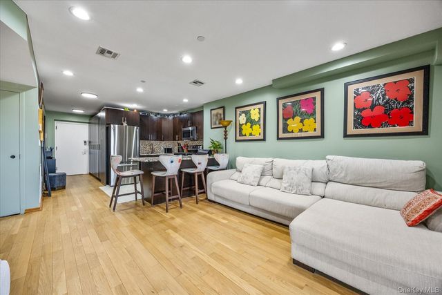 3015 Brighton 6th Street 6B, Brooklyn, NY 11235
