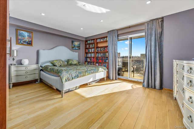 3015 Brighton 6th Street 6B, Brooklyn, NY 11235