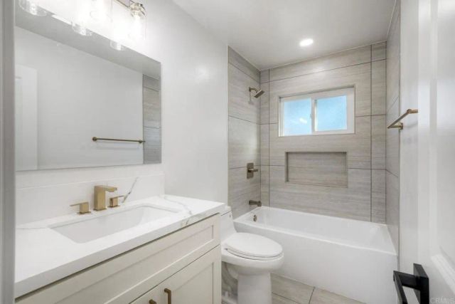14562 Kennebunk Street, Poway, CA 92064
