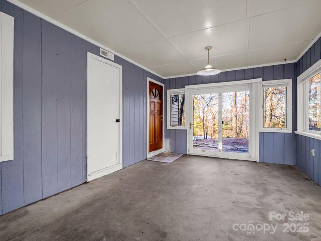 104 Little Falls Drive, Tryon, NC 28782