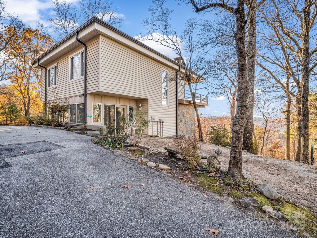 104 Little Falls Drive, Tryon, NC 28782