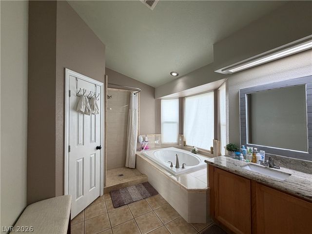 2724 Monrovia Drive, Las Vegas, NV 89117
