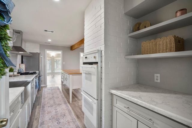 5918 Par Four Drive, Houston, TX 77088