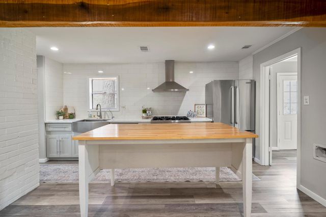 5918 Par Four Drive, Houston, TX 77088