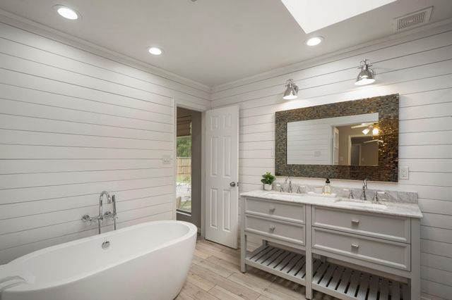 5918 Par Four Drive, Houston, TX 77088