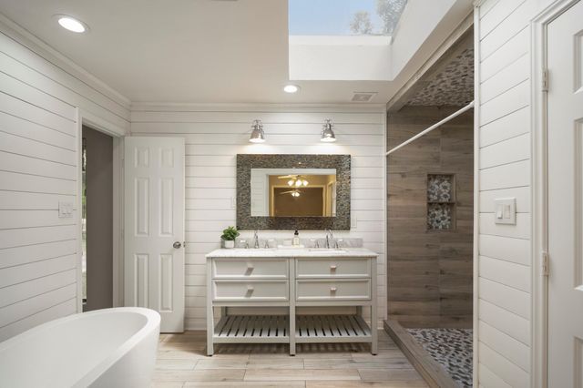 5918 Par Four Drive, Houston, TX 77088