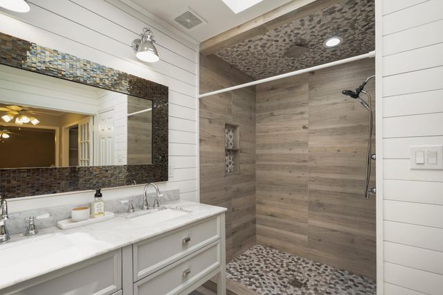 5918 Par Four Drive, Houston, TX 77088