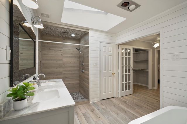 5918 Par Four Drive, Houston, TX 77088