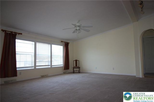 5256 Brunswick Lane, Macungie Boro, PA 18062