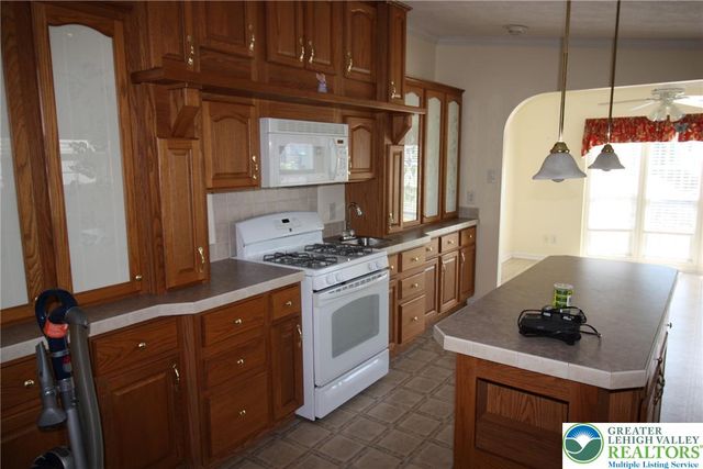 5256 Brunswick Lane, Macungie Boro, PA 18062
