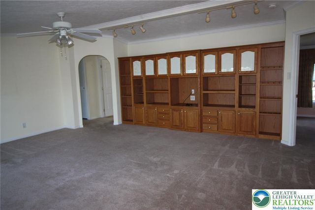 5256 Brunswick Lane, Macungie Boro, PA 18062