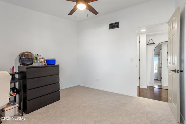 7641 N Casimir Pulaski Avenue, Tucson, AZ 85741