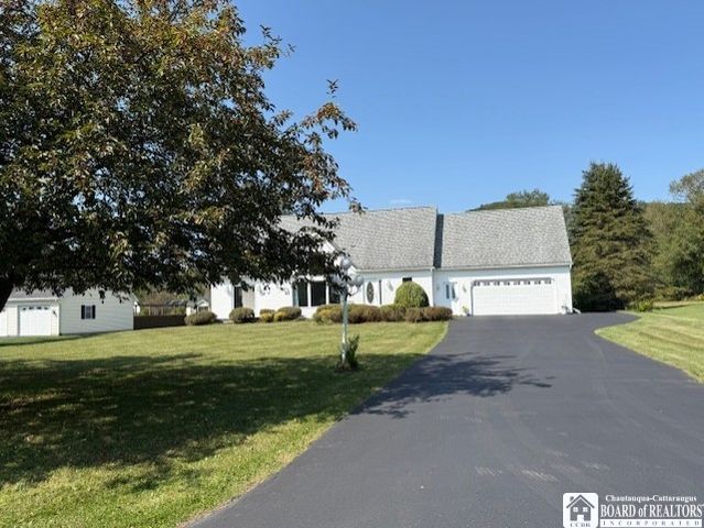 326 Pleasant Acres Drive, Portville, NY 14770