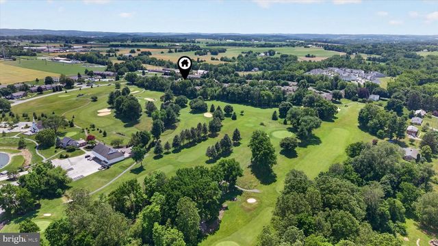 212 WILLOW VALLEY DR, Lancaster, PA 17602