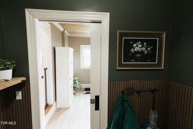 340 Carter Street, Bluff City, TN 37618