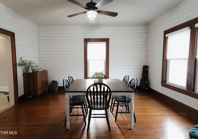 340 Carter Street, Bluff City, TN 37618