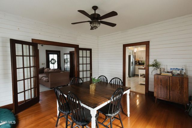 340 Carter Street, Bluff City, TN 37618