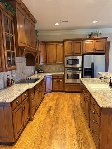 3524 Old Georgetowne Road, Edmond, OK 73013