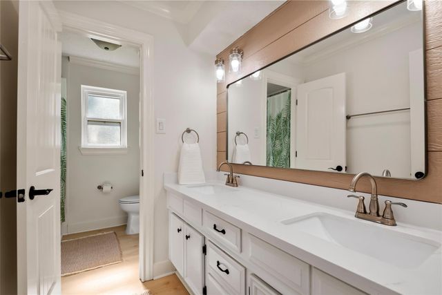 2218 Lazy Grove Drive, Kingwood, TX 77339