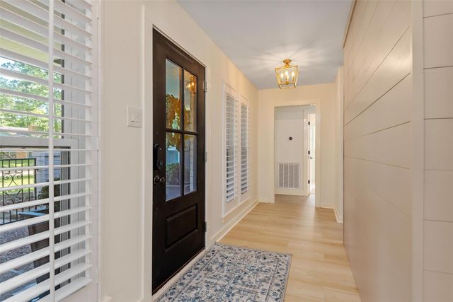 2218 Lazy Grove Drive, Kingwood, TX 77339