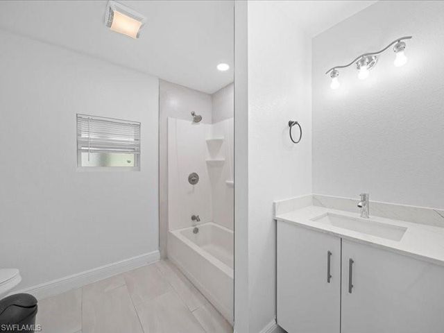 121 E 3rd ST, Lehigh Acres, FL 33936