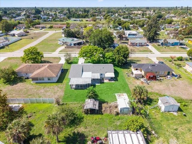 121 E 3rd ST, Lehigh Acres, FL 33936