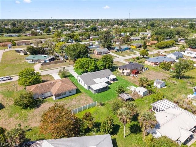 121 E 3rd ST, Lehigh Acres, FL 33936