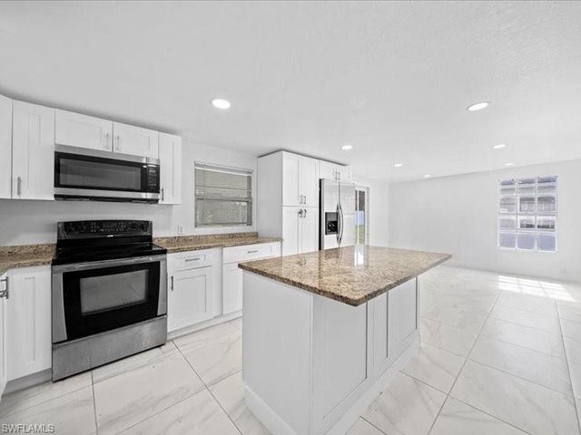 121 E 3rd ST, Lehigh Acres, FL 33936