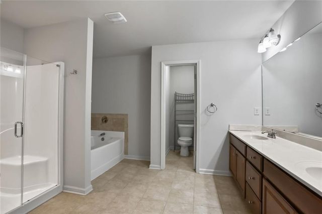 206 Britt Drive S, Lawrenceville, GA 30046